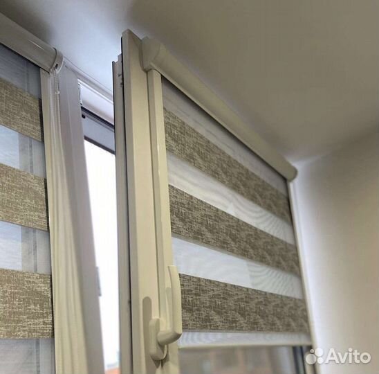 Рулонные шторы День Ночь 100х100