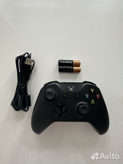 Геймпад xbox One