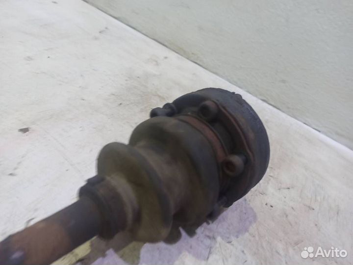 Привод задний Мерседес W124 E