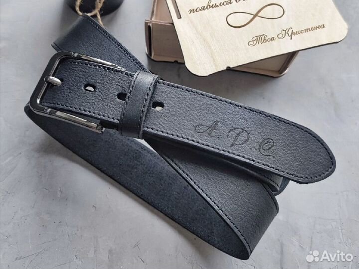Кожаный ремень с гравировкой