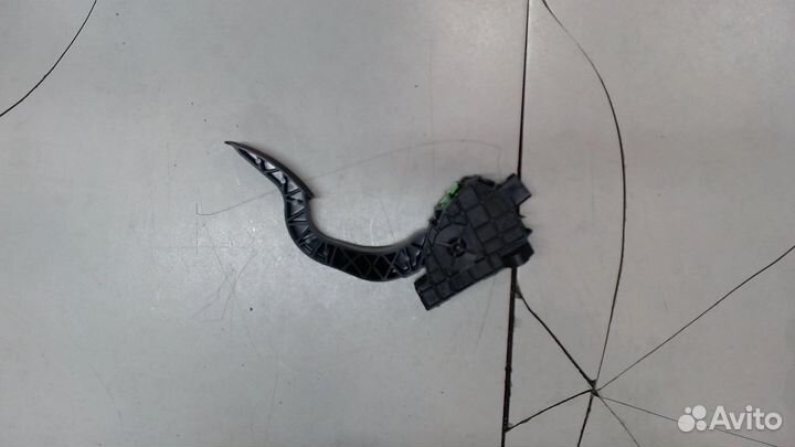 Педаль газа Tesla Model 3, 2019