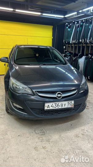 Лобовое стекло Opel Astra j