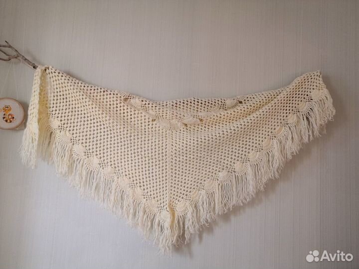 Платок шаль ажурная шерстяная светлая150*260*150см