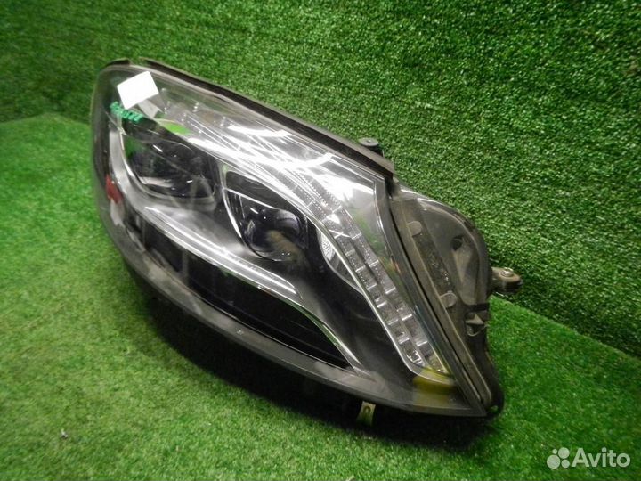 Фара правая Mercedes-Benz S-Class