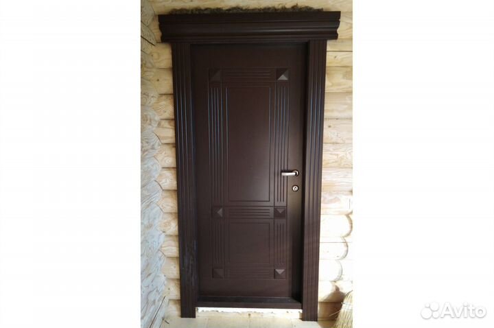 Входная дверь из массива дерева. М15