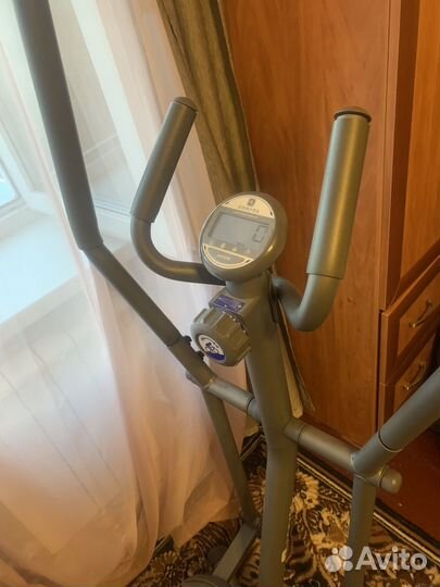 Эллиптический тренажер domyos