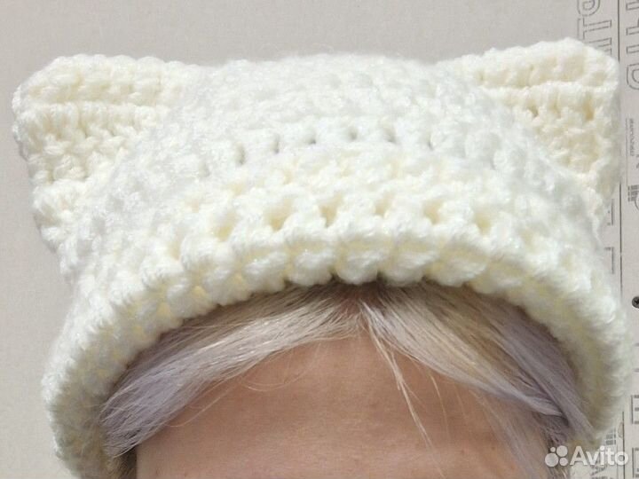 Шапка вязаная с ушками