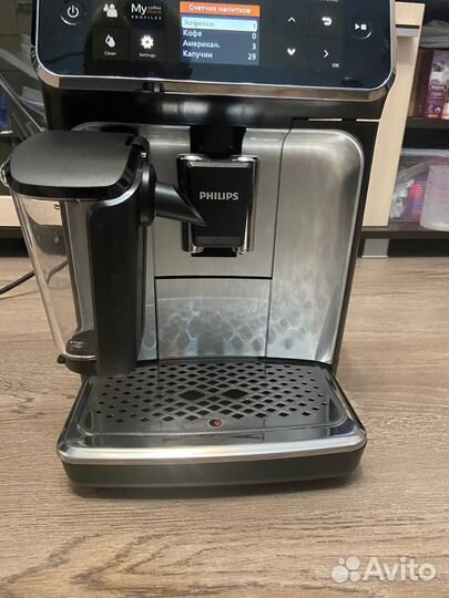 Кофемашина philips lattego новая