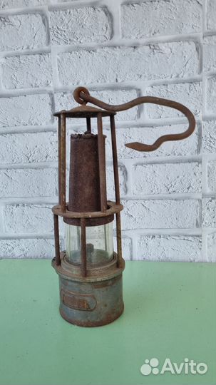 Керосиновая лампа шахтерская
