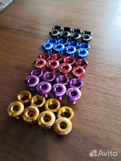 Бонки, гайки для шатуна, звёзды Narrow wide