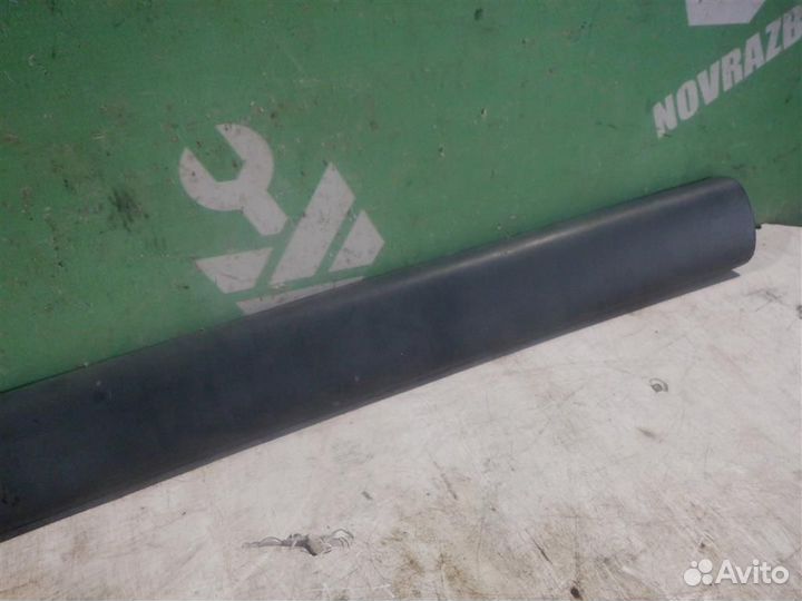 Молдинг передней левой двери Рено Кенгу Кангу