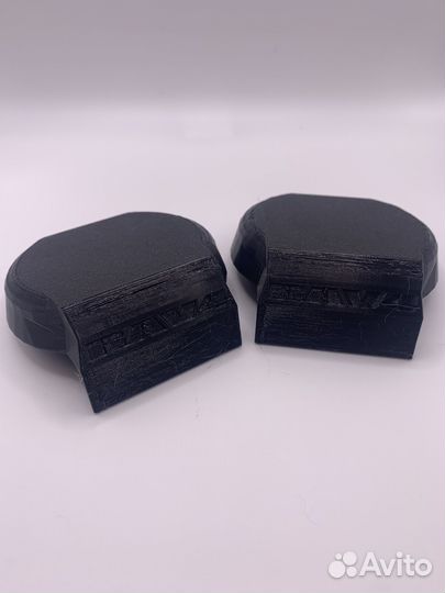 Заглушка полозьев сидения Toyota RAV4