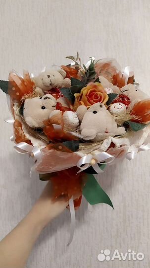 Букет из игрушек