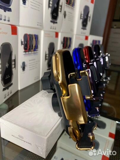 Держатель для телефона в машину