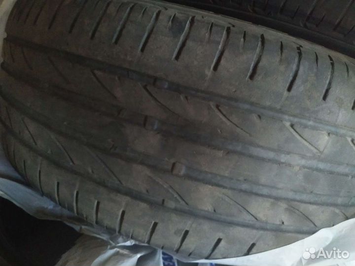 Bridgestone Dueler H/T 235/55 R18