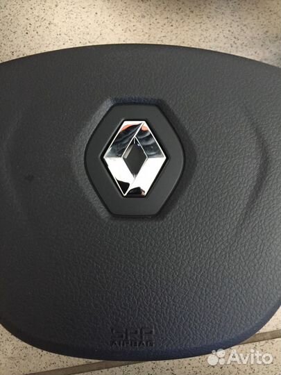 Заглушка airbag Рено Дастер