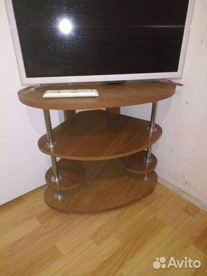 Тумба под тв деревянная