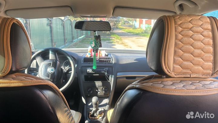 Skoda Octavia 1.4 МТ, 2011, 172 000 км