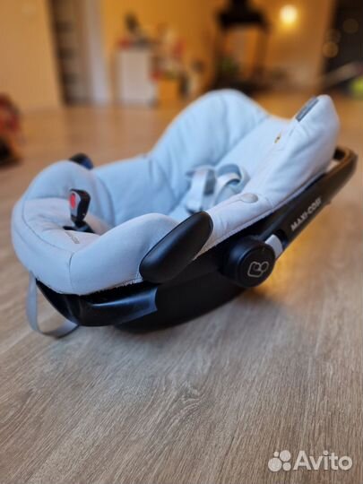 Автолюлька maxi cosi pebble plus с базой изофикс