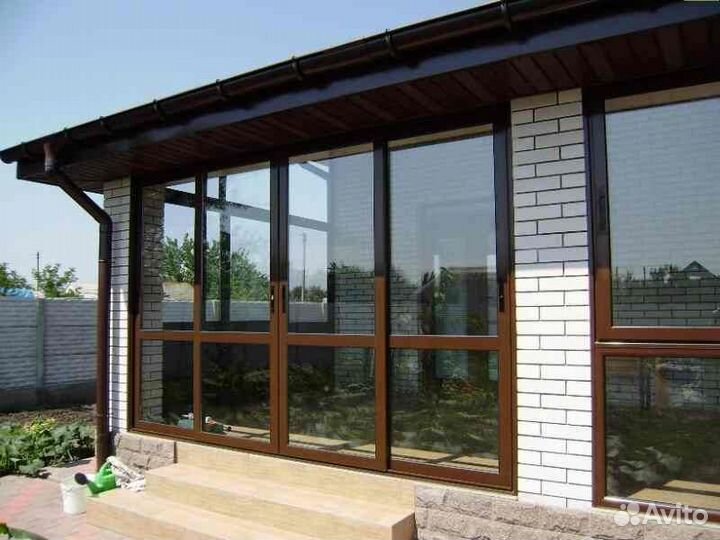 Холодное алюминиевое остекление беседок