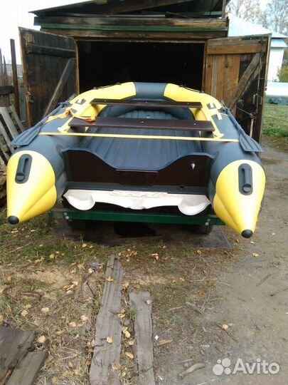 Лодка Angler Reef