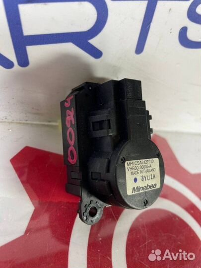 Сервопривод заслонок печки Mitsubishi Galant