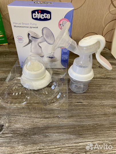 Молокоотсос ручной Chicco с бутылочкой