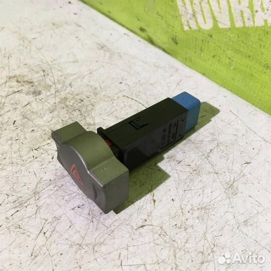 Кнопка аварийной сигнализации Чери М11 10-14