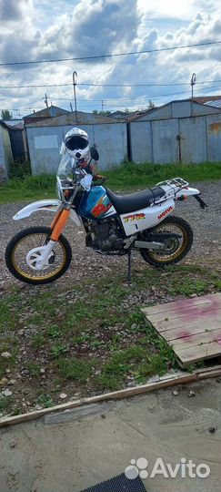 Ямаха тт250R