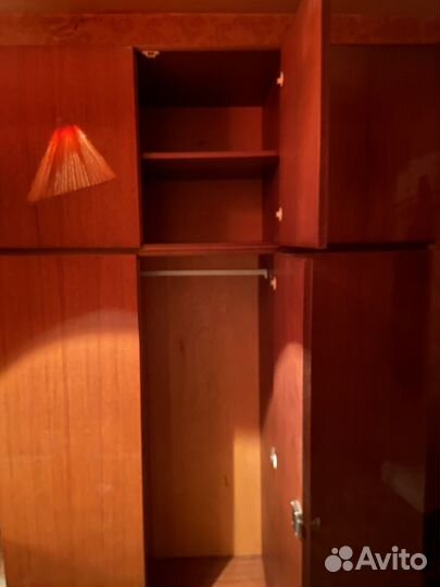 Шкаф распашной