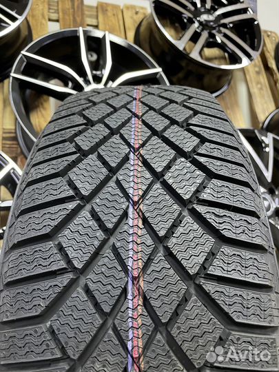 Continental ContiVikingContact 7 215/65 R16 102T