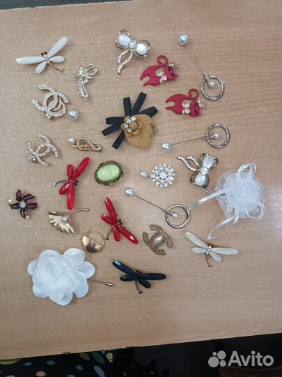 Брошки,Значки
