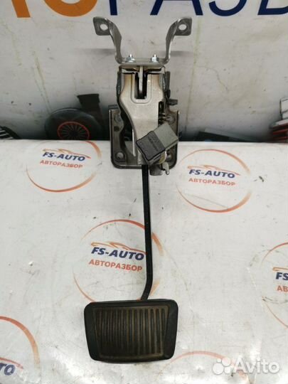 Педаль тормоза Hyundai Santa-Fe 2 2.2 дизель D4HB