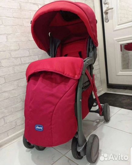 Прогулочная коляска chicco
