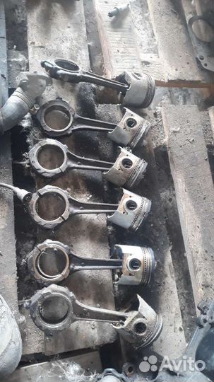 Поршни с шатунами toyota crown ms110