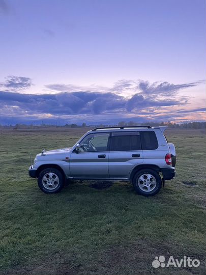 Mitsubishi Pajero iO 1.8 AT, 2001, 111 000 км