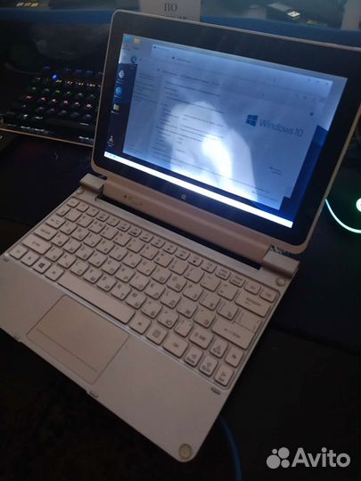 Планшет трансформер Acer Iconia Tab w511