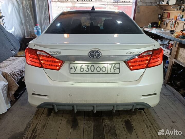 Спойлер Toyota Camry 50/55