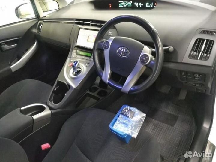 Toyota Prius 1.8 CVT, 2012, 112 000 км