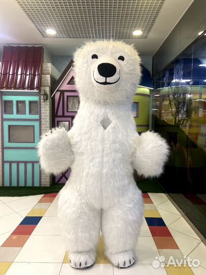 Белый медведь ростовая кукла