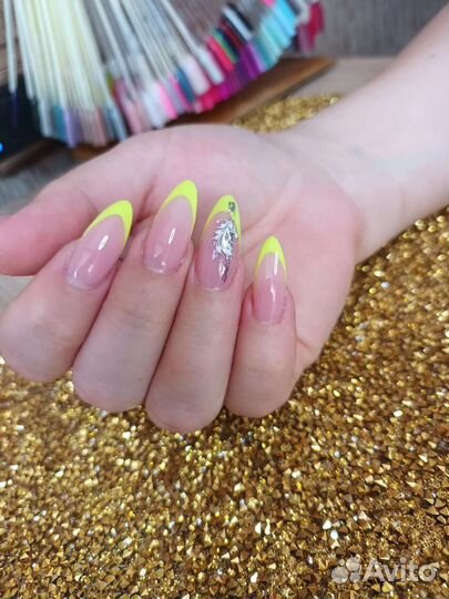 Гелевое Наращивание ногтей
