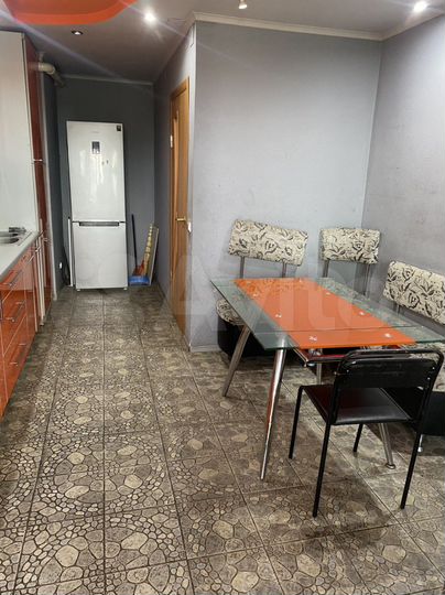 1-к. квартира, 50 м², 5/5 эт.