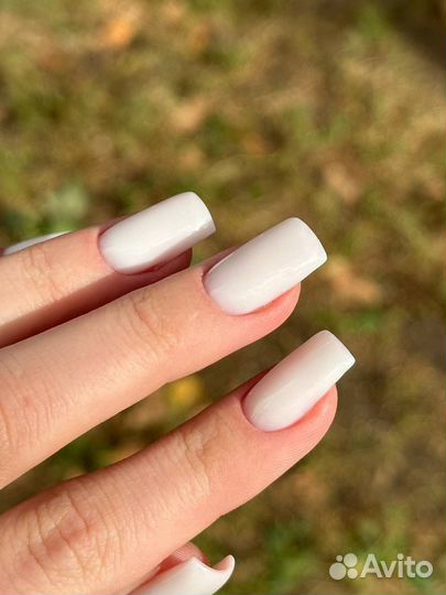 Маникюр педикюр