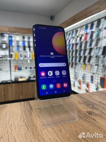 Samsung Galaxy M11, 3/32 ГБ