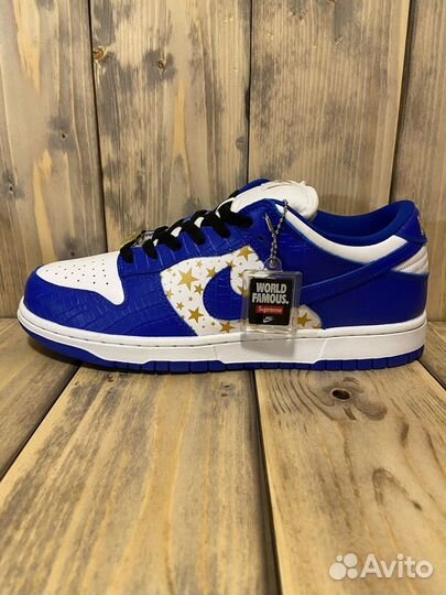 Nike SB Dunk Low Supreme Stars Hyper Royal 9.5 US