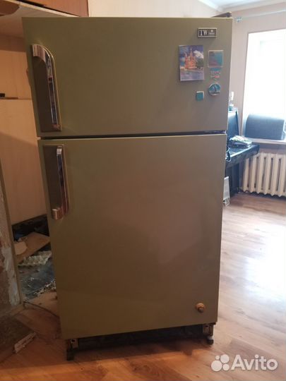 Холодильник на запчасти