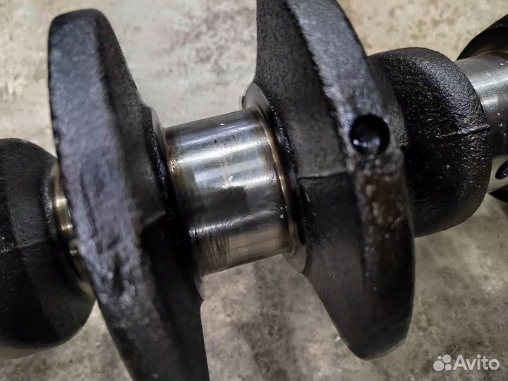 Коленвал с поршневой и шатунами умз4216 номинал