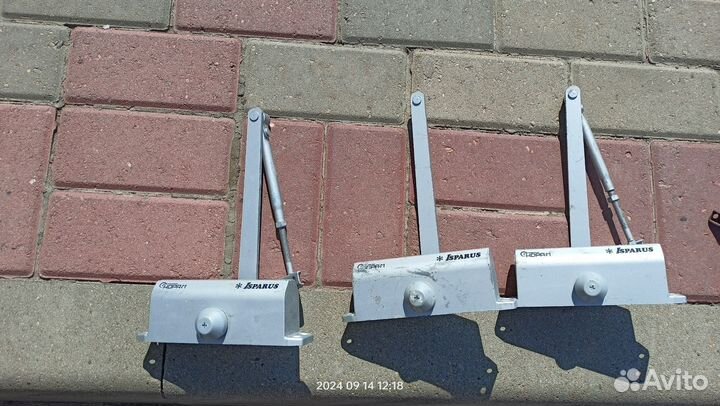 Доводчики дверей