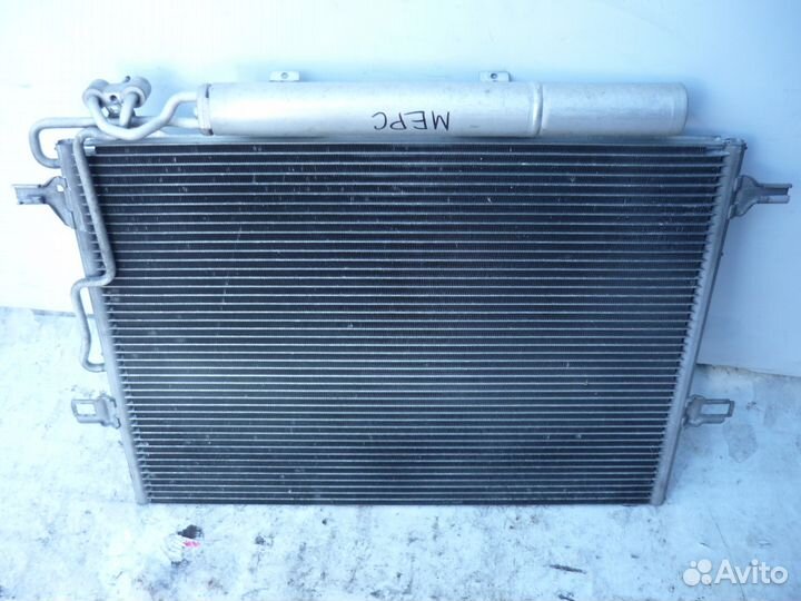 Радиатор кондиционера Mercedes E280, W211