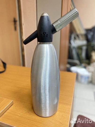 Сифон для газирования воды isi